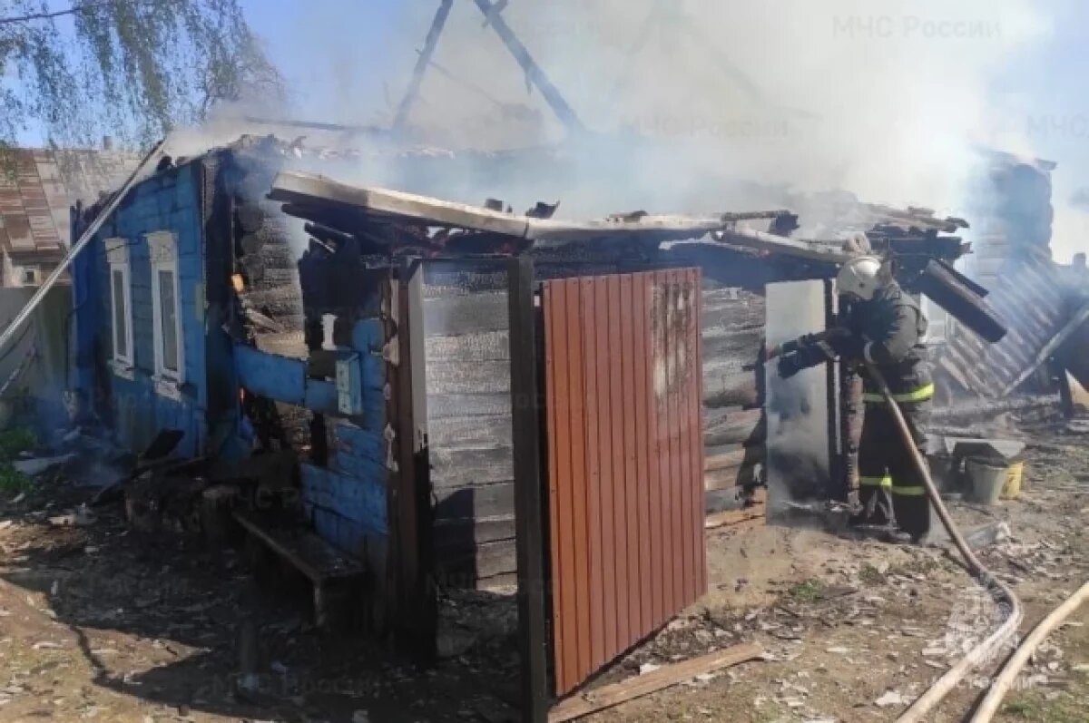    В деревне Тубольцы Почепского района Брянщины сгорел жилой дом