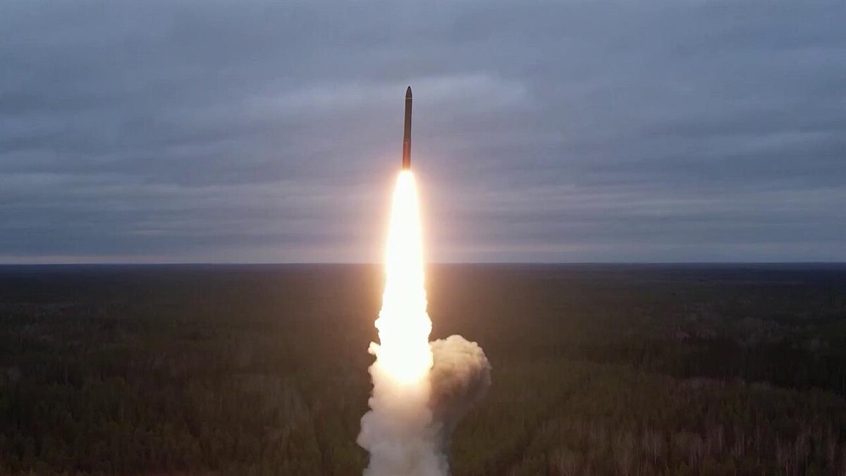    САРМАТ-2 – российская ракета которая ударит через Южный полюс и изменит правила игры