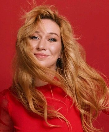 Анастасия переехала после развода и одна занялась воспитанием дочки