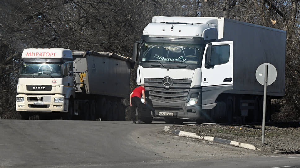 На KazanForum 2025 представят проекты развития транспортного коридора «Север — Юг».📷Фото: Анатолий Жданов / Коммерсантъ