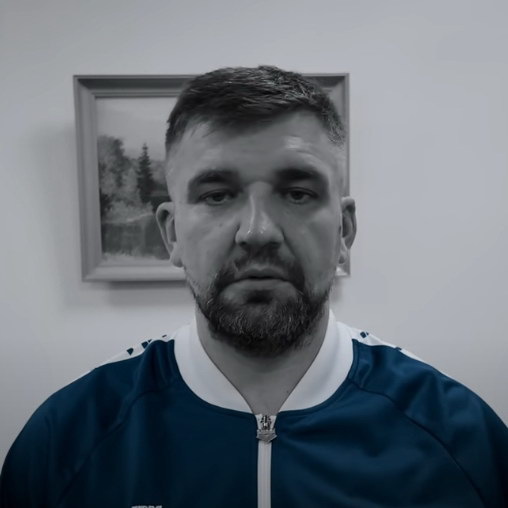     Рецензия на клип Gorilla Zippo «Туда-сюда»: 75 друзей Басты