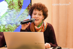    Анна Ощепкова, директора Всероссийского научно-исследовательского института «Экология»