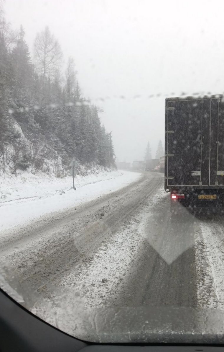 Наибольшее количество осадков выпало в горнозаводской части Челябинской области
Фото:Telegram-канал «Трасса М5 Уфа — Челябинск»