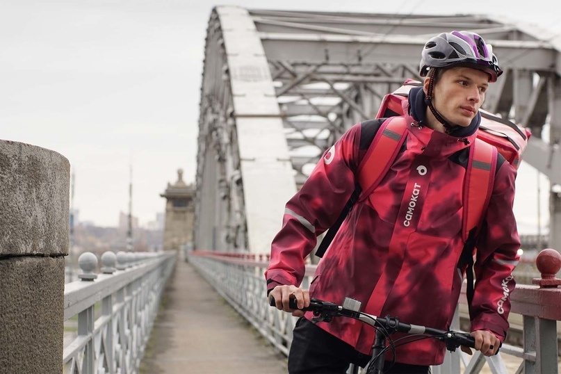 курьер-партнер самокат