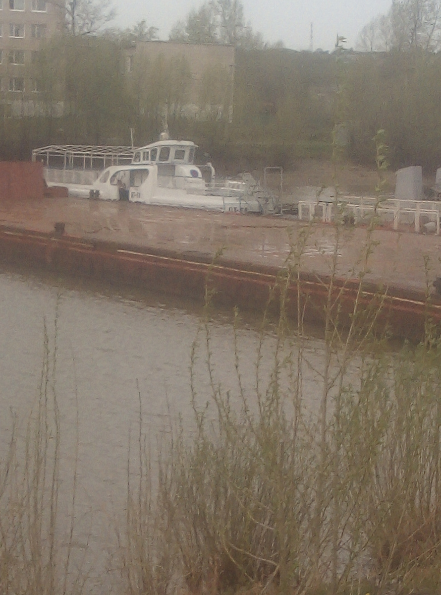 Вот так из за угла сфотал как мог. 