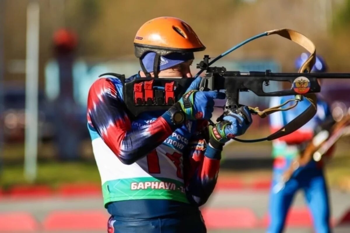    Мастистые спортсмены и восходящие звезды биатлона отметят наступающий День Победы на биатлонном комплексе Алтайского училища олимпийского резерва.