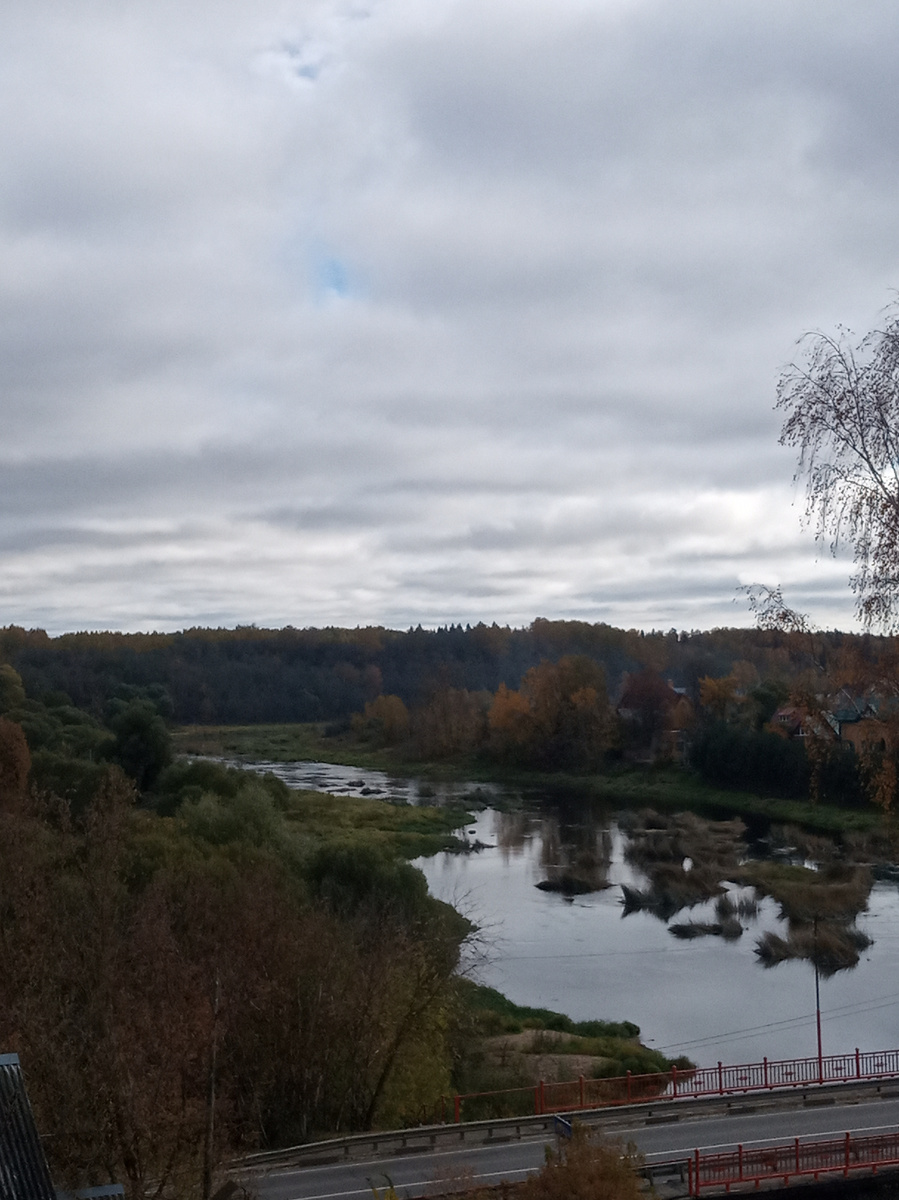 Вид со смотровой площадки на р. Руза