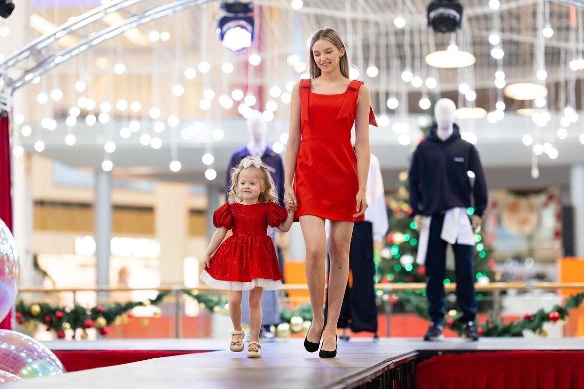    Сургутские дизайнеры представили жителям города свои коллекции