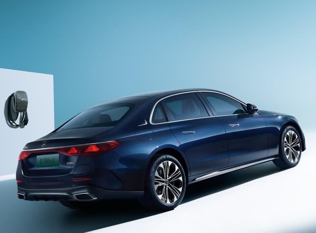 Mercedes-Benz E350еL