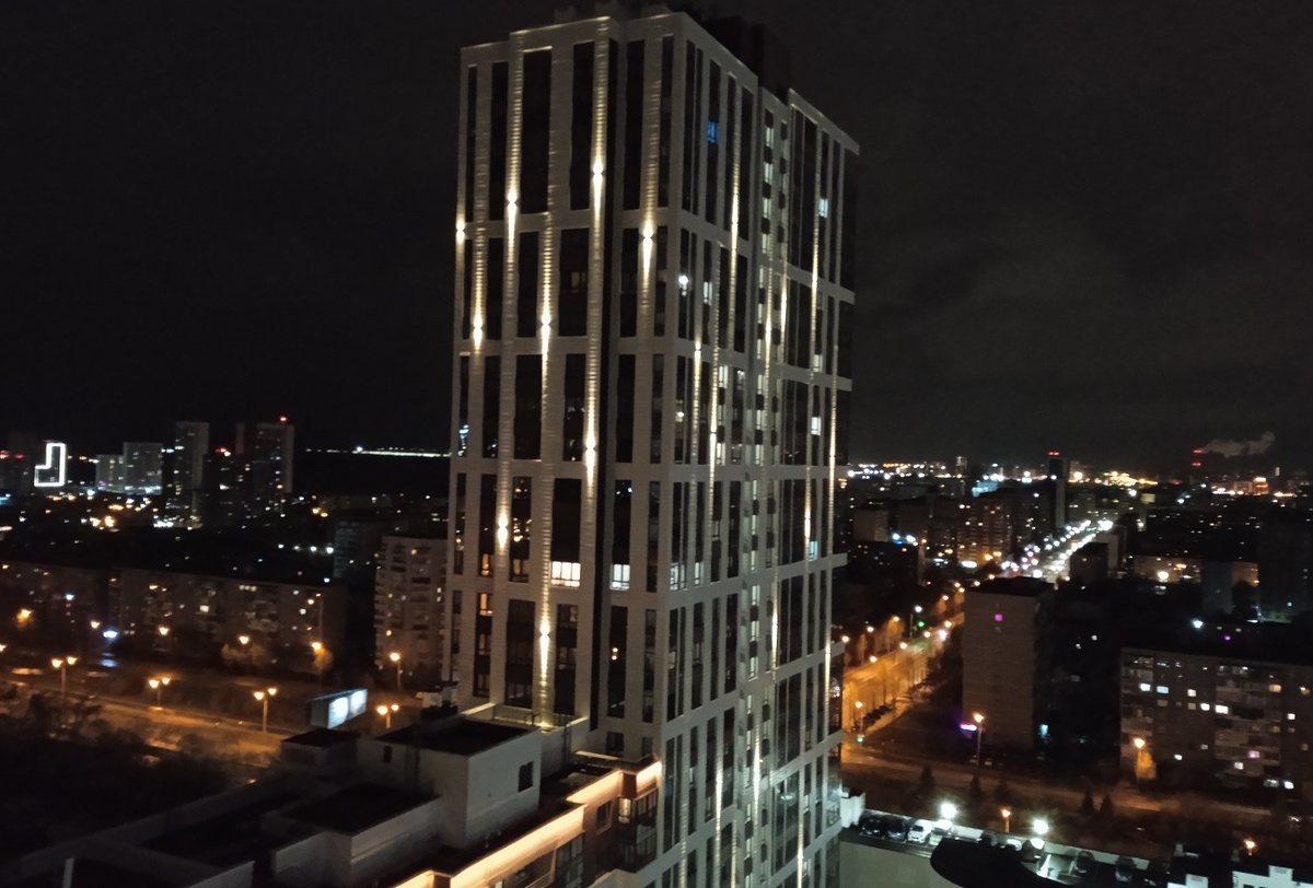 Второй заказ я доставил на 18-й этаж новостройки