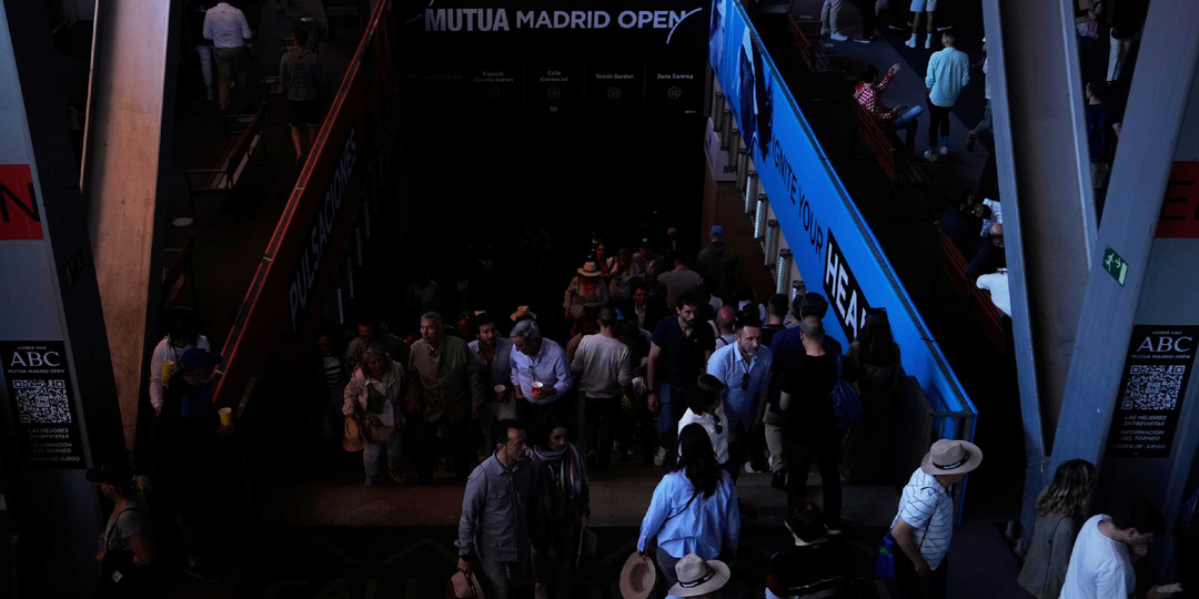 ДИВНЫЙ МИР. ОТКЛЮЧЕНИЕ ЭЛЕКТРОЭНЕРГИИ НА ЮГЕ ЕВРОПЫ.