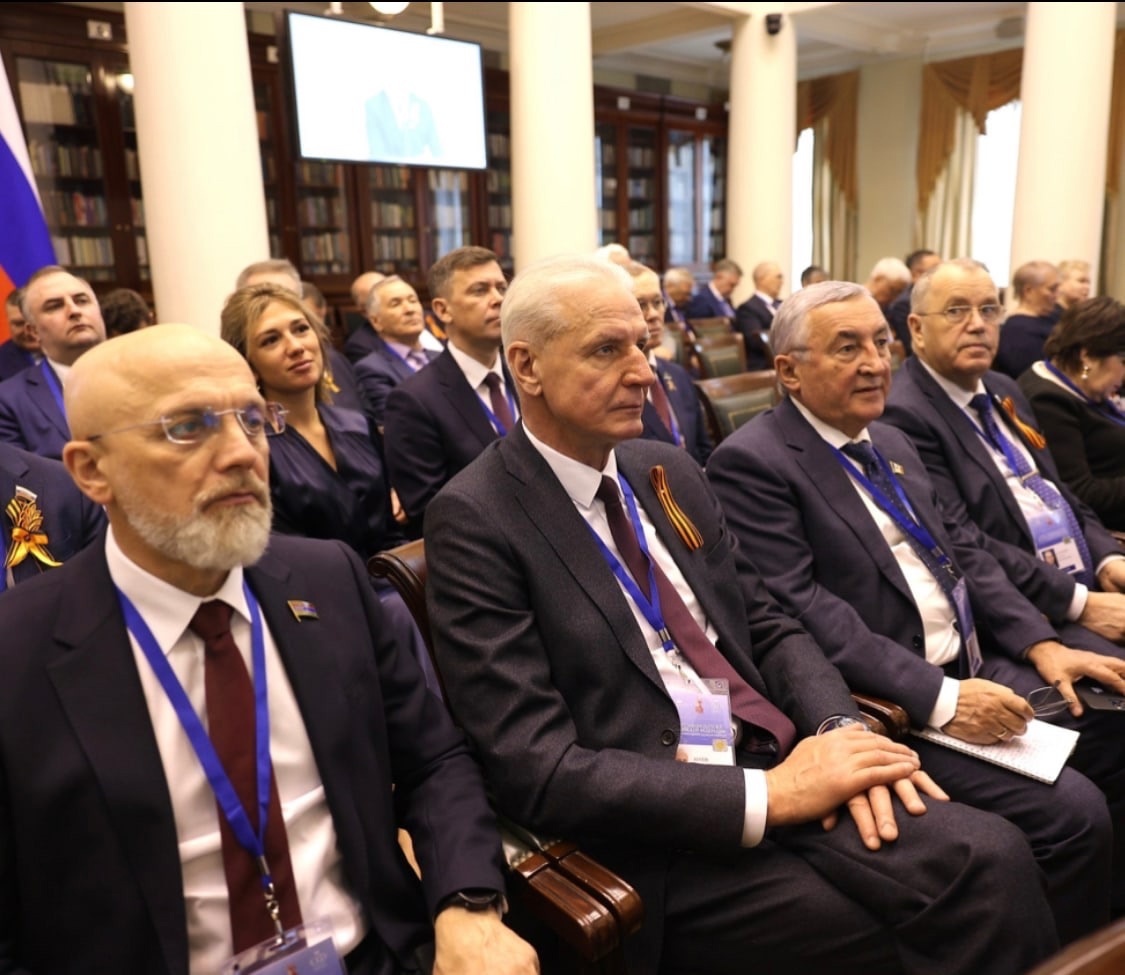    Элиссан Шандалович на встрече с членами Совета законодателей РФ в Санкт-Петербурге. Фото: Элиссан Шандалович