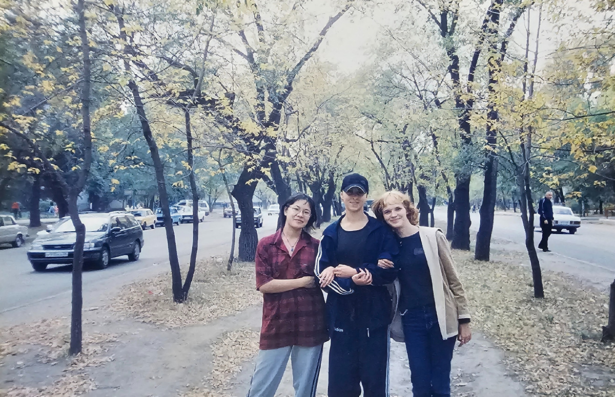 Девчонки с которыми я жила в общаге универа. 