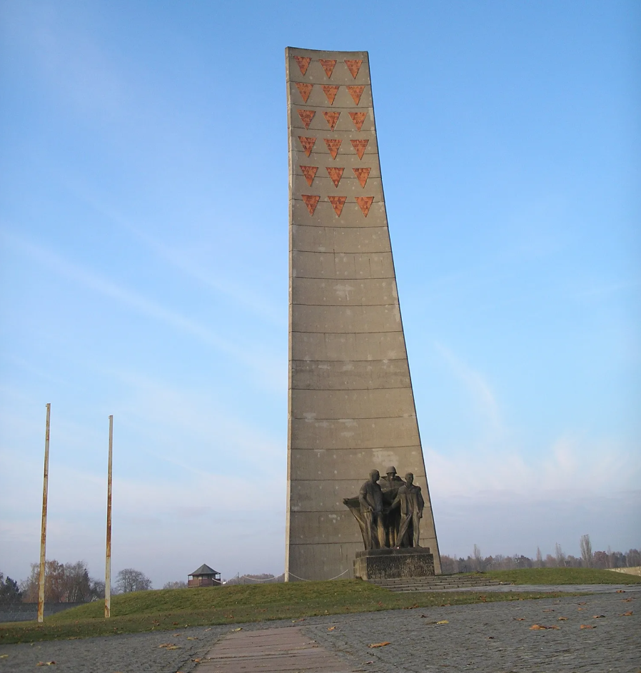 Заксенхаузен. Мемориал советским освободителям в концлагере Заксенхаузен, Ораниенбург, Германия.