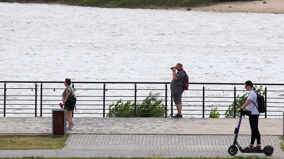 В Казани в День Победы и в дни KazanForum ограничат движение на электросамокатах.📷Фото: Артем Дергунов / Коммерсантъ