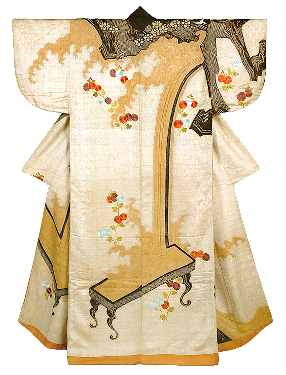 Кимоно с хризантемами и водопадами, XVII в.
