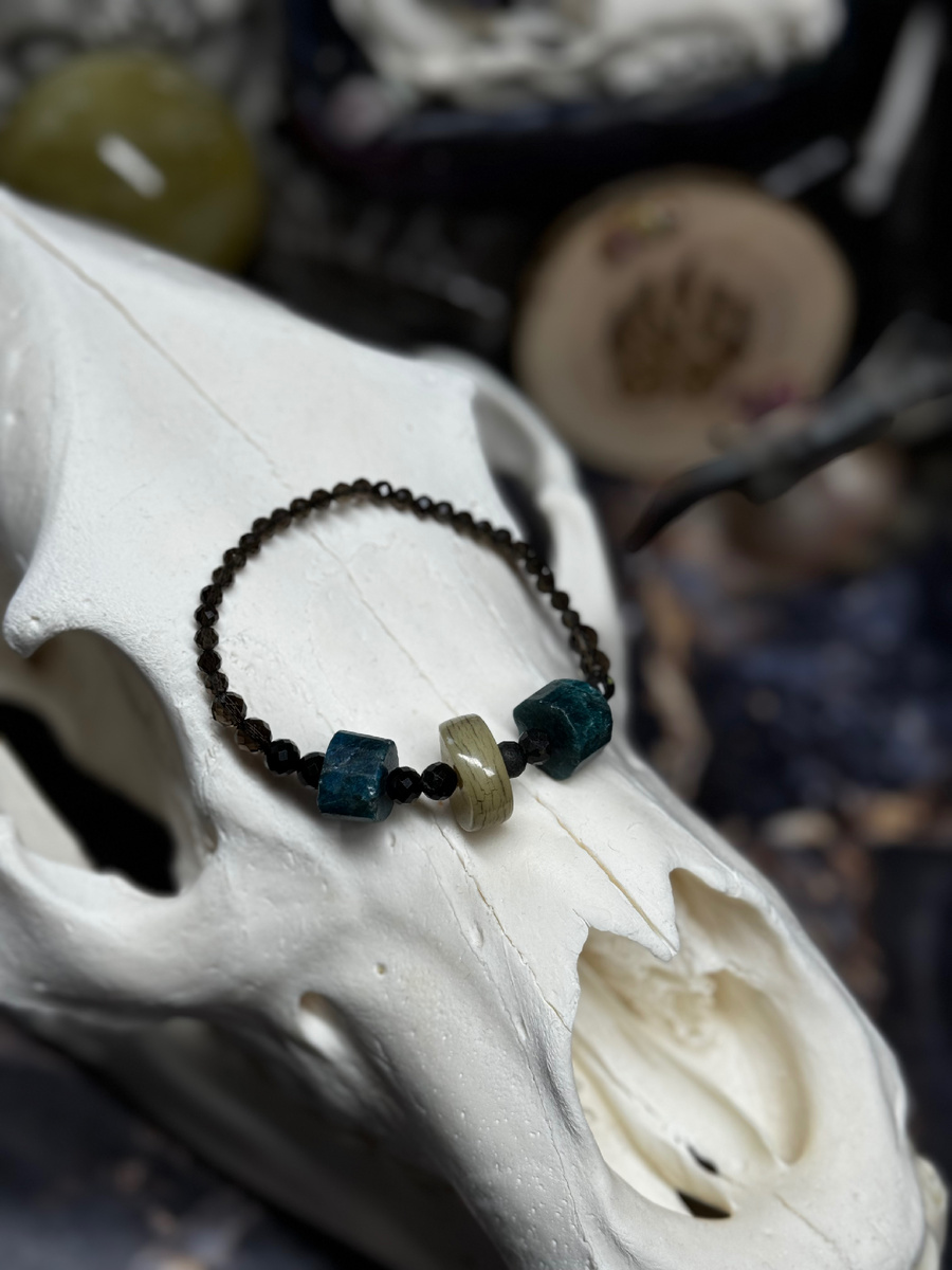 Браслет с костью яка