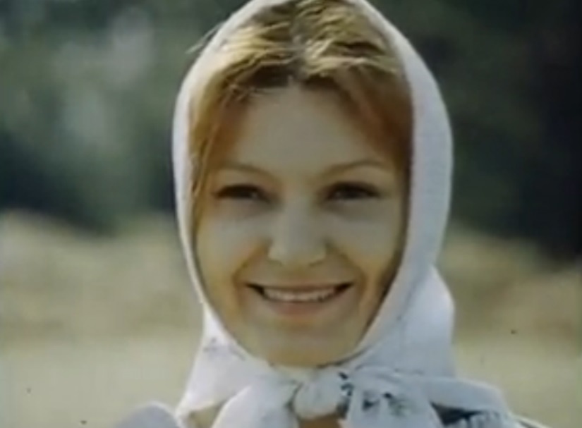 Кадр из фильма. Наталья Бондарчук в роли Пелагеи