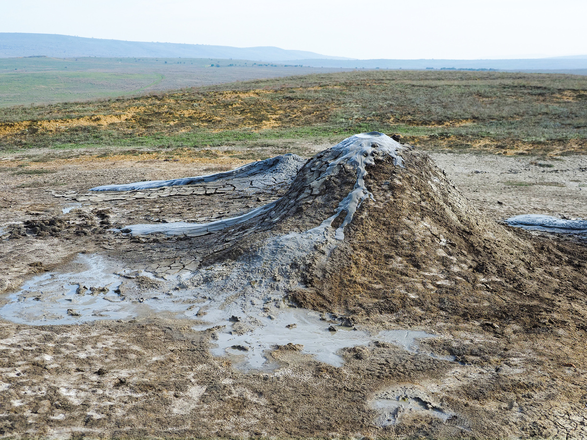 Грязевые вулканы в Крыму. Фото: М. Рябинин