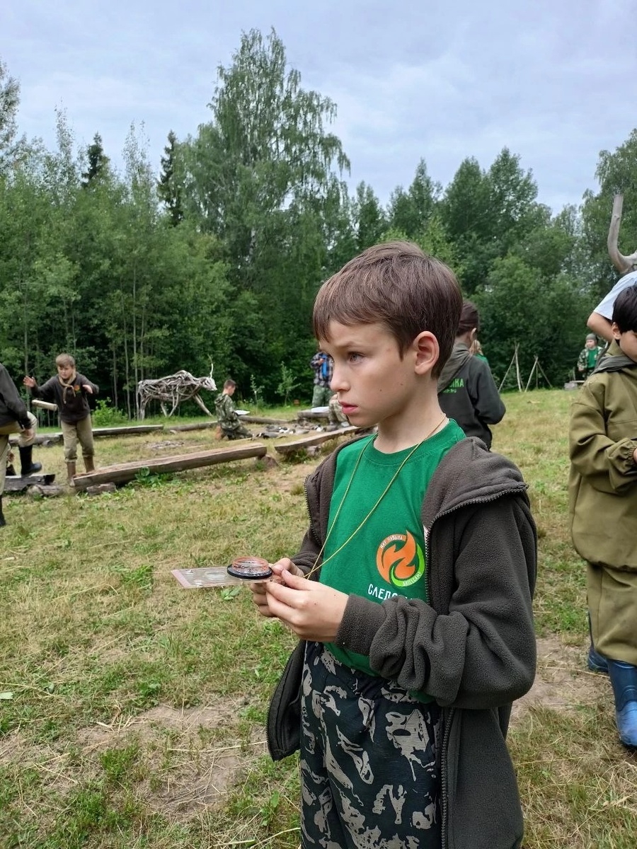 А если он там заблудится? 