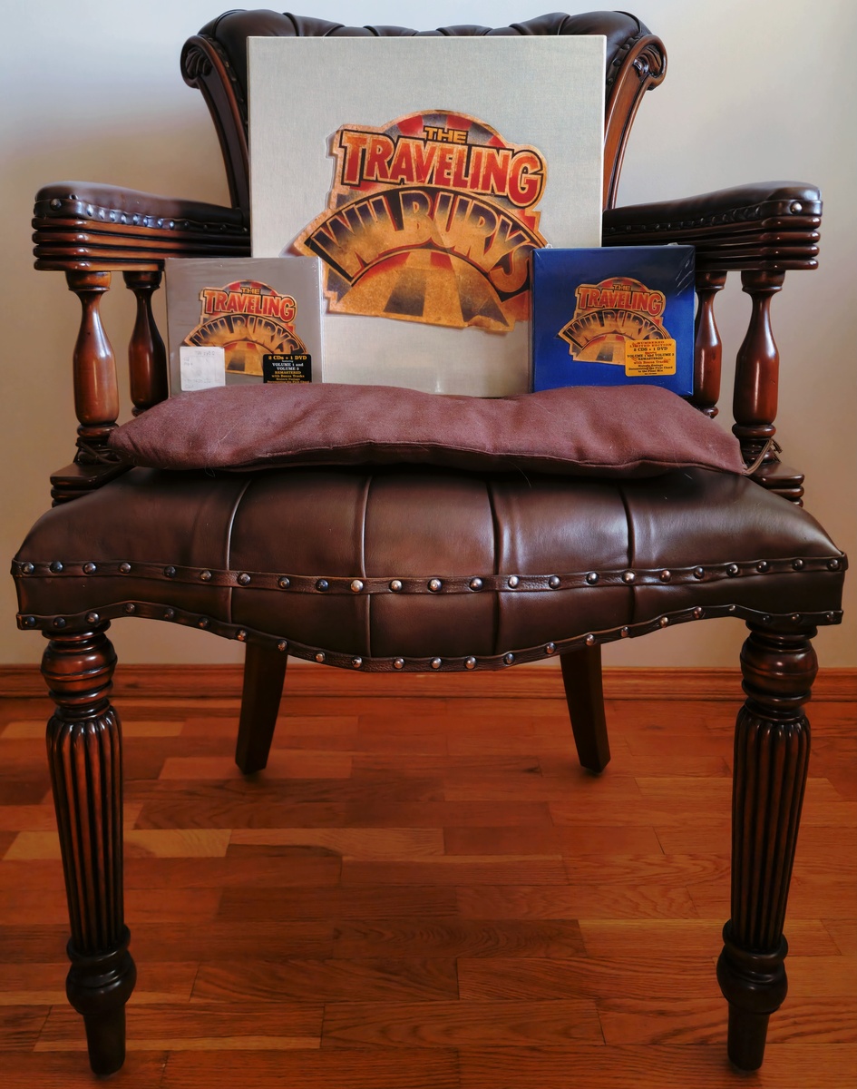 Варианты издания «The Traveling Wilburys Collection» 2007 года.