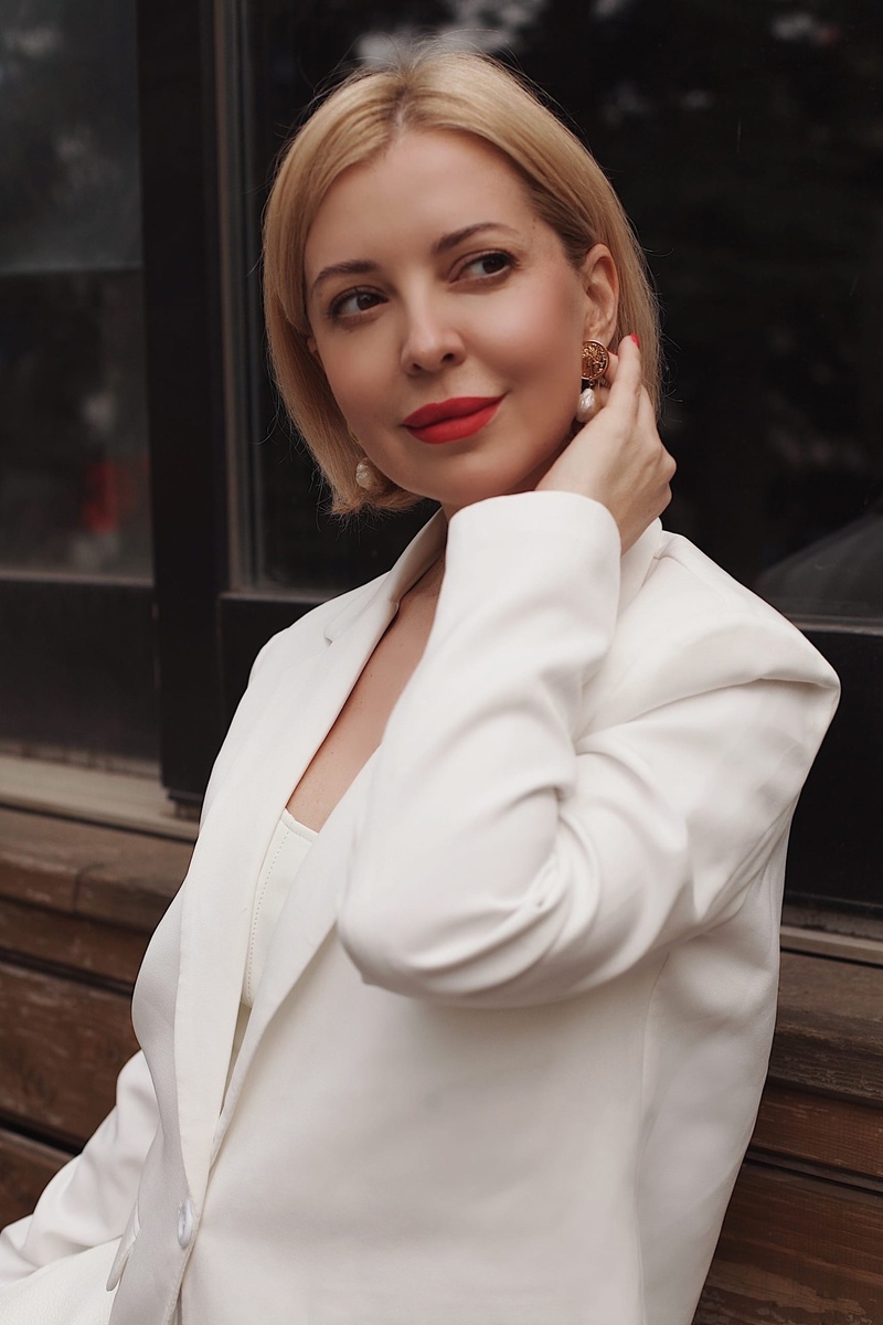 Юлия Аксёнова — адвокат по уголовным делам и медиа-юрист с 26-летним стажем работы.