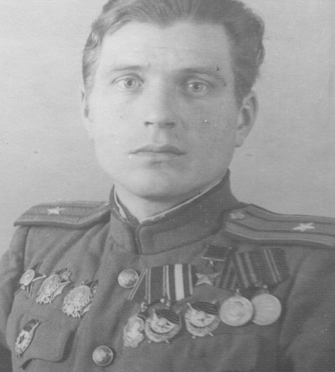 Прошел в пехоте от Москвы до Берлина. История героического комбата Бориса Емельянова