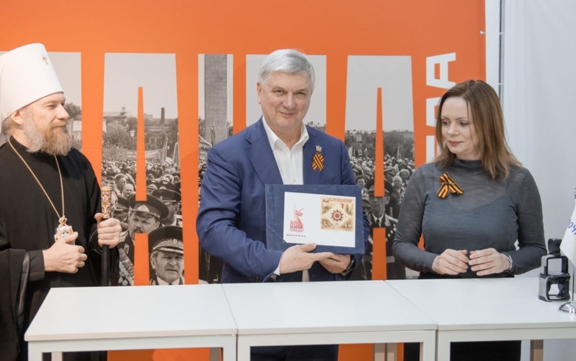 Митрополит Леонтий, Александр Гусев, Светлана Порошина (Фото: Константин Толоконников)