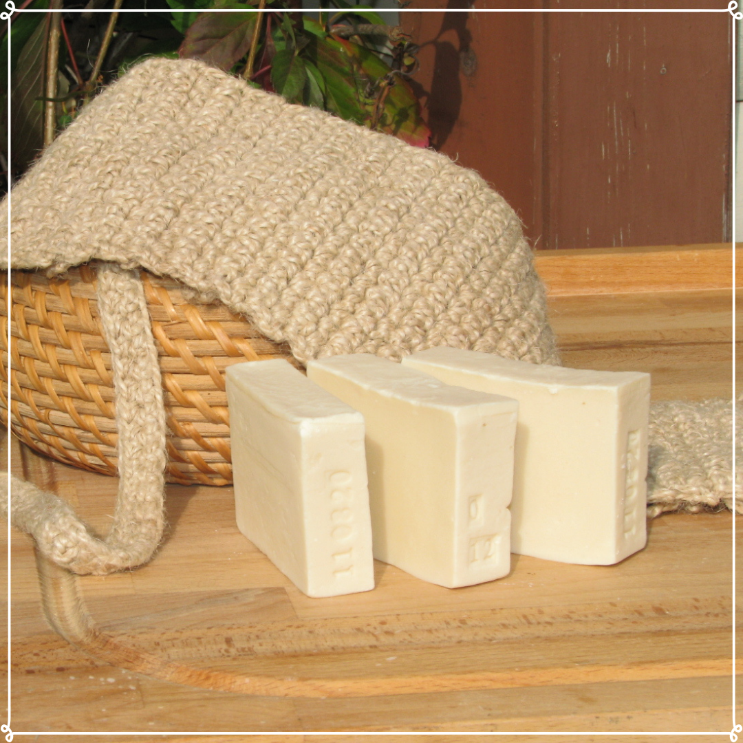 Ядровое мыло моего производства, 2020 г. Просто картинка, оттеняющая все последующие черно-белые вставки :) 