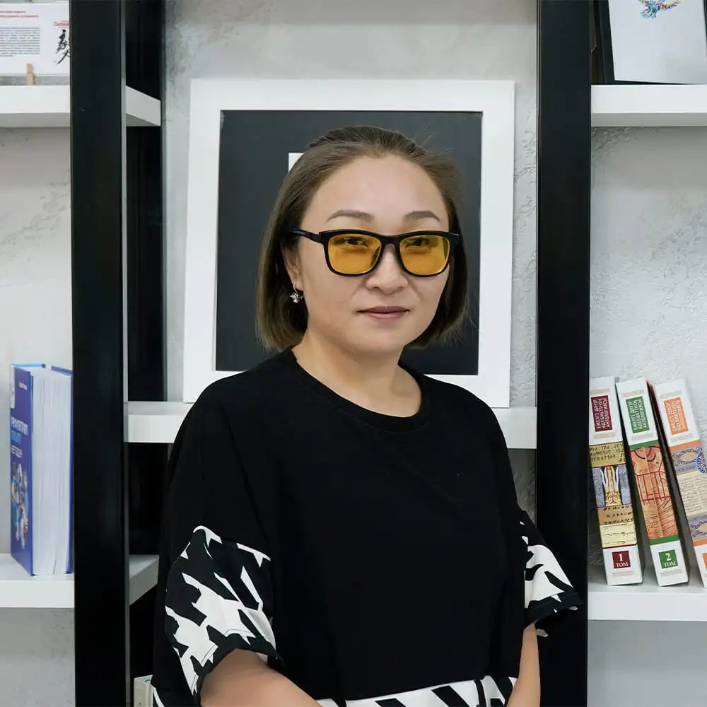 ФОТО ИЗ АРХИВА https://turan.edu.kz/ru/fakulteti/gumanitarno-yuridicheskij-fakultet/higher-school-of-media-and-intercultural-communication/