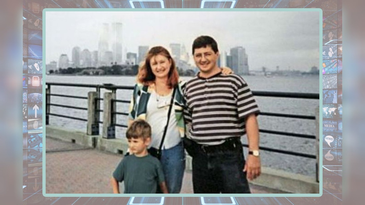 Александр Мясников с семьей в молодости