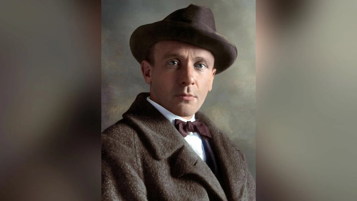 М.А.Булгаков. Изображение и авторские права принадлежат правообладателям и в статье присутствует с целью ознакомления.