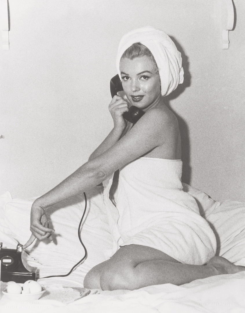 ФОТО КИНОАКТРИСЫ МЭРИЛИН МОНРО  ОТ МАСТЕРА ФОТОГРАФИИ В ЖАНРЕ " НЮ " АНДРЕ ДЕ ДЬЕНЕСА / André de Dienes ( 1913 - 1985 ) США