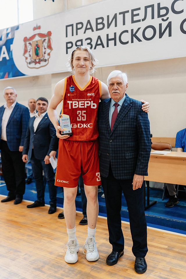 Клуб «Тверь» стал серебряным призёром Чемпионата ЦФО по баскетболу