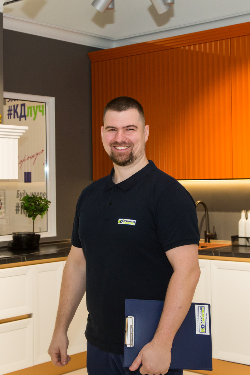 Улыбка на лице Антона — всегда!