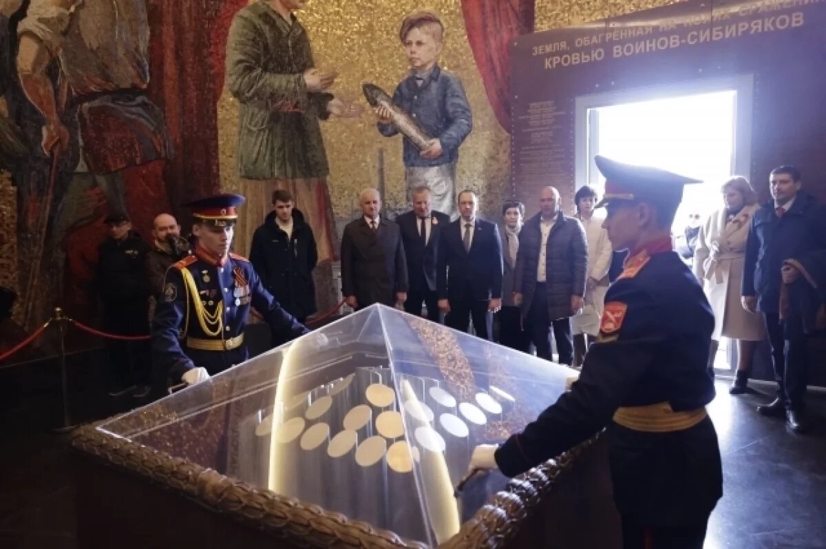    Увековечим подвиги героев.