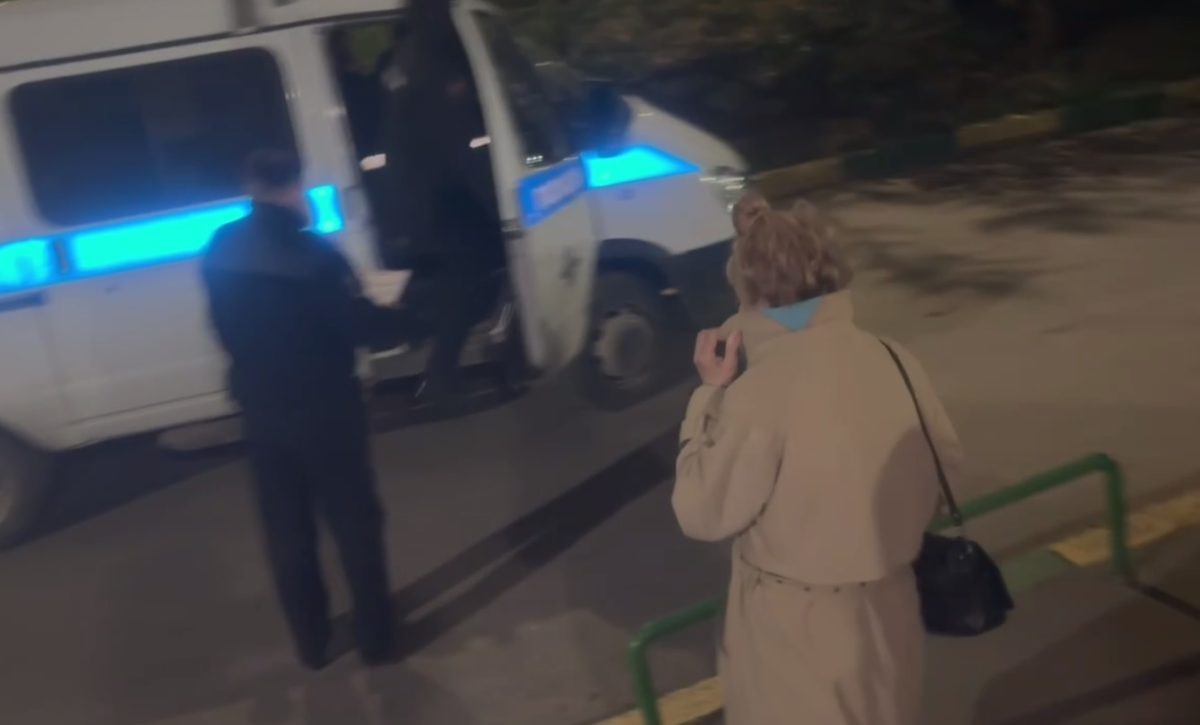    Нижегородка проживала в квартире вместе с сыном, где истязали бездомных животных