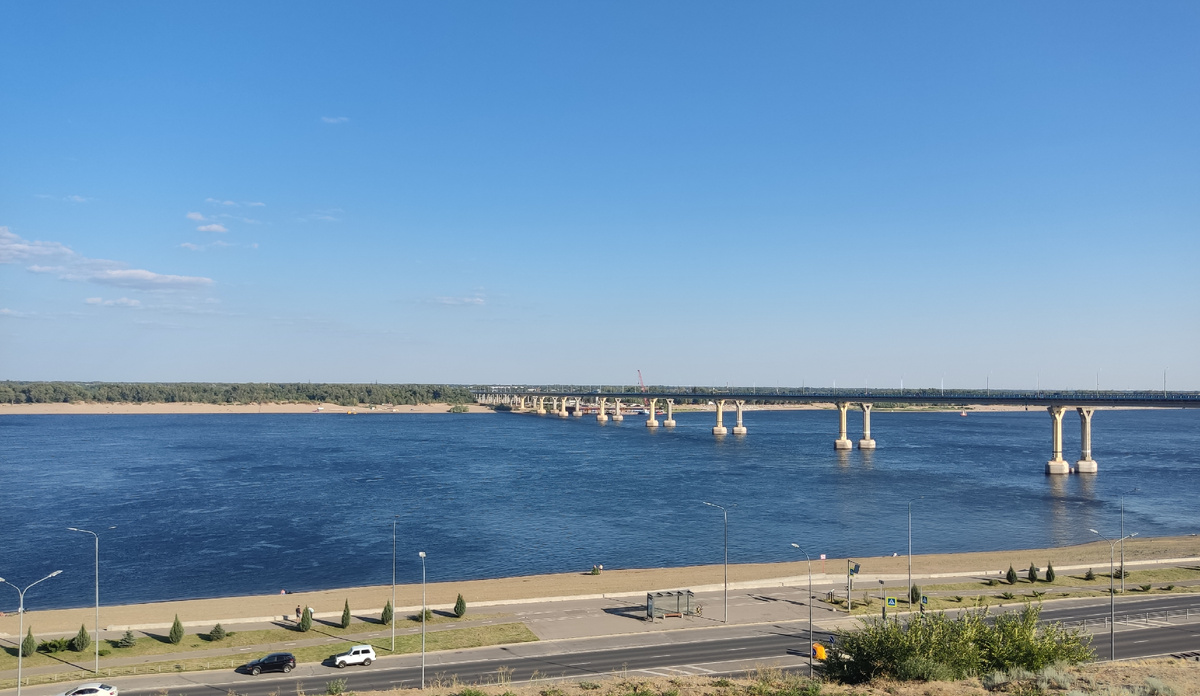 Мост над Волгой