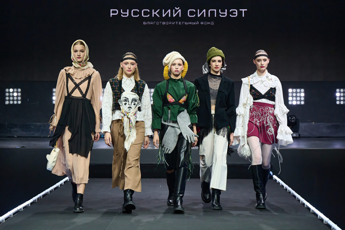 Участники Финала XIII Международного конкурса молодых дизайнеров «Русский Силуэт»