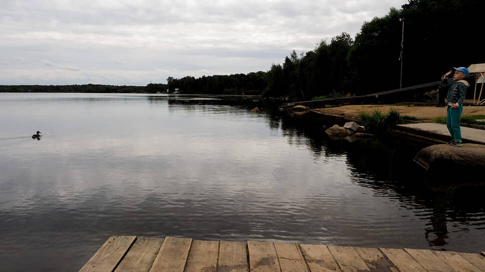 Берег озера Шарташ.📷Фото: Евгения Яблонская / Коммерсантъ