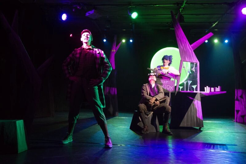 Листайте вправо, чтобы увидеть больше изображений