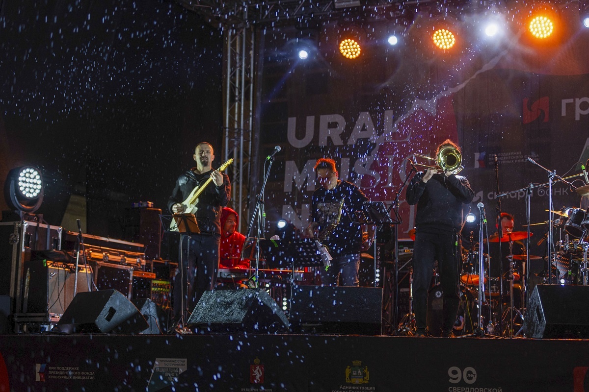 На фестивале Ural Music Night башкирская группа AY YOLA презентует свой дебютный альбом.  Фото: ФедералПресс / Иван Кабанов