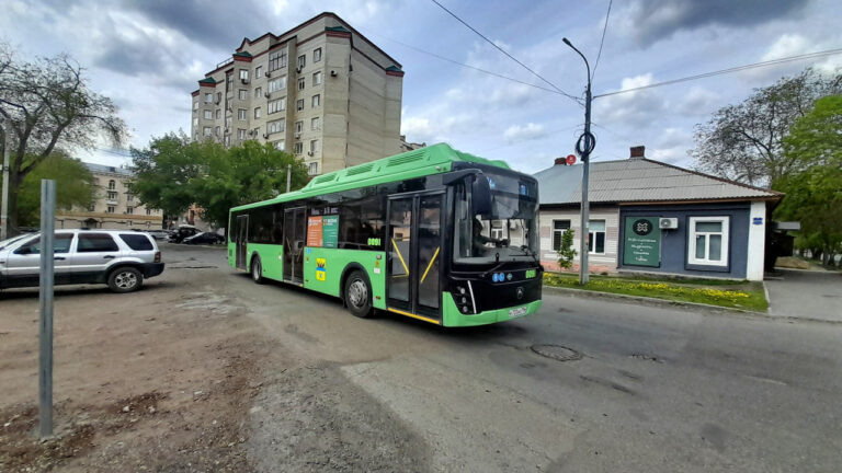    В Оренбуржье водитель автобуса списывал завышенные суммы с карт пассажиров Оренбуржье