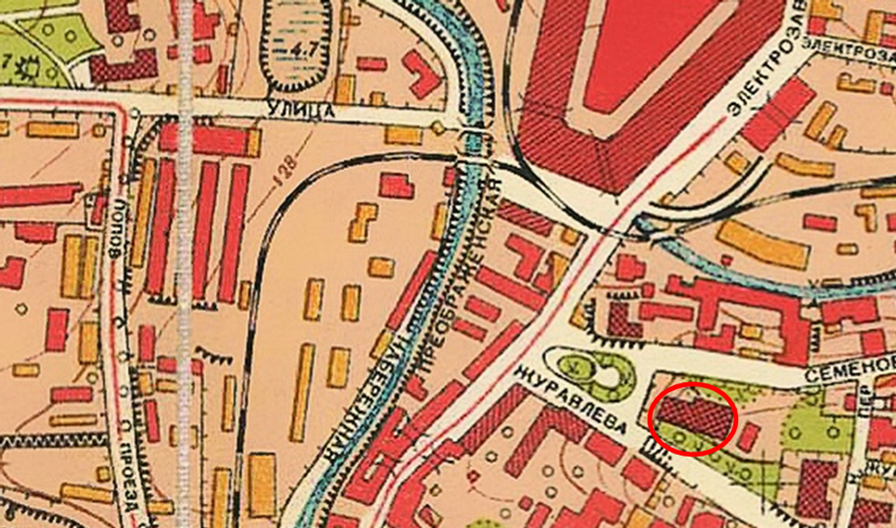 Карта Москвы 1952 г. Мосгоргеотреста. Фрагмент. Красным цветом примерно обозначено местоположение Ансамбля. Источник: http://www.etomesto.ru/map-moscow_1951/