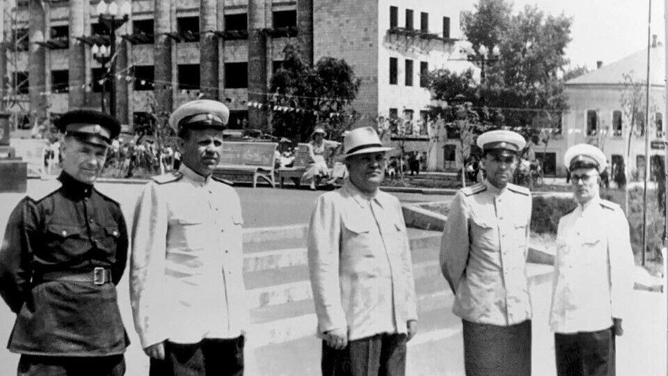     Автор: Скан из книги "60 лет Белгородской области" Источник: «Белгородика»