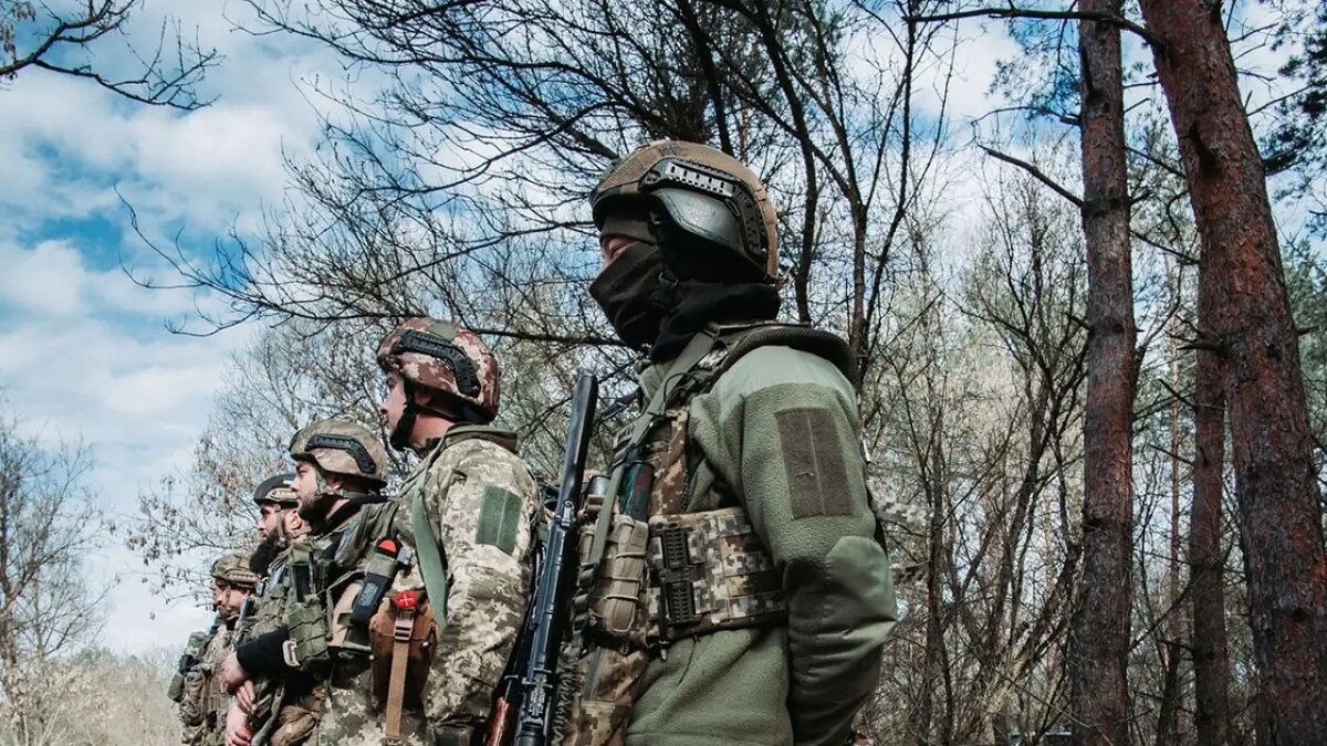    Украинские военнослужащие.