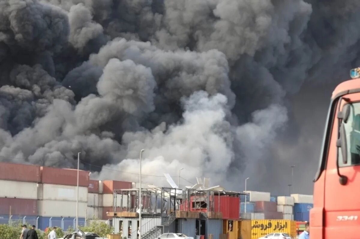    В Иране считают, что взрыв в порту мог произойти из-за диверсии или БПЛА