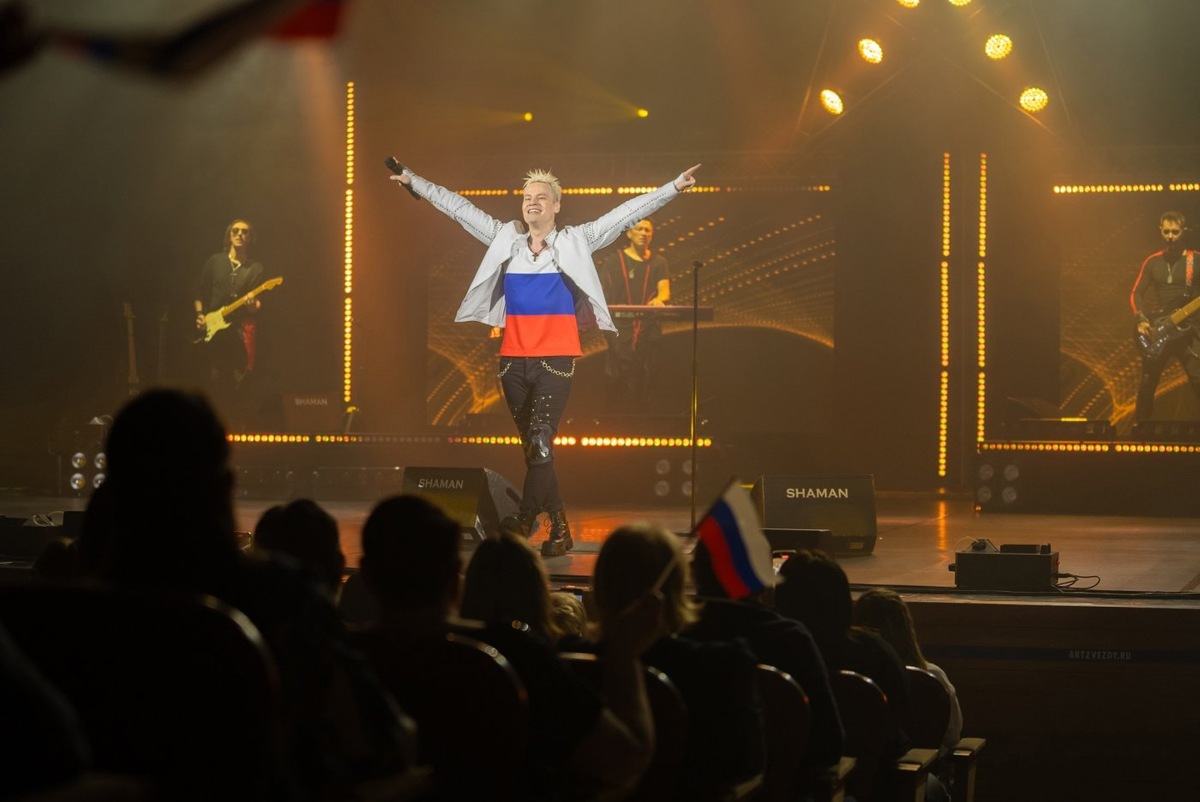    В Ханты-Мансийске Shaman оставил мощное впечатление своим новым концертом «Победа!»