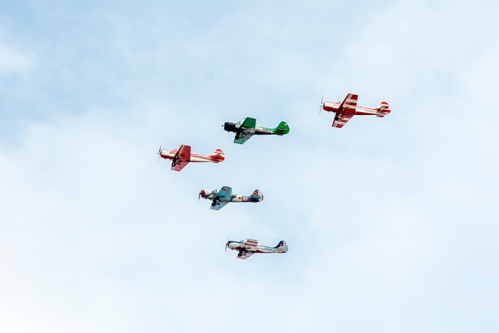    Сургутские «Барсы» рассказали, где и когда на Югрой пролетит «Бессметный полк»