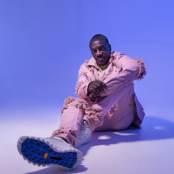     Легендарный рэпер Эйкон выступит в Москве